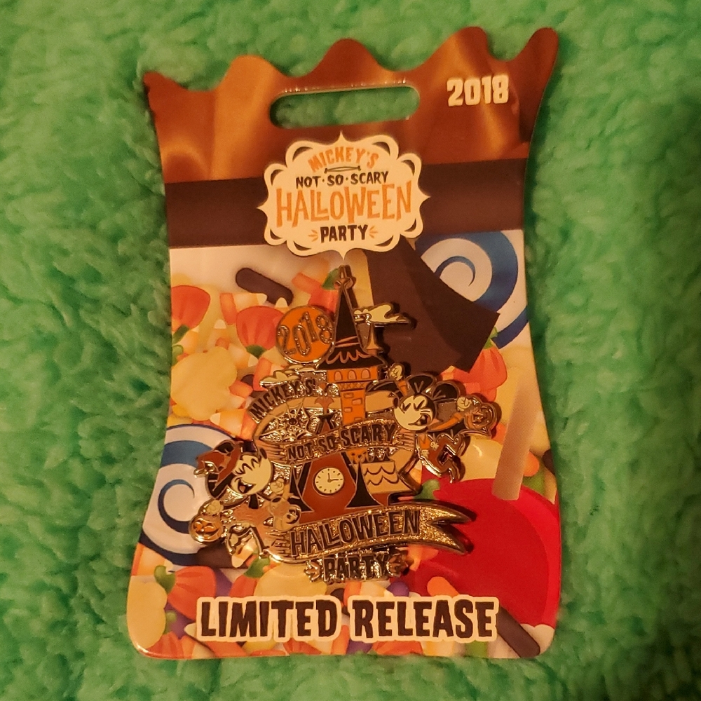 2018 Disney Halloween Party Pin Limited Edition